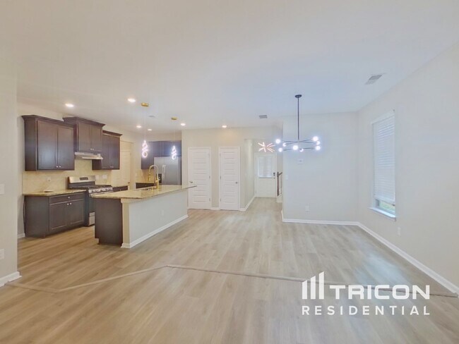 Foto del edificio - 233 Emporia Loop