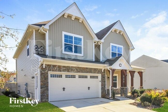 Building Photo - 707 Traveller Dr