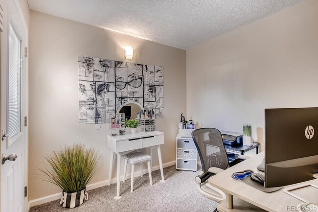 Building Photo - Spacious 1 Bedroom 1 Bath with OFFICE