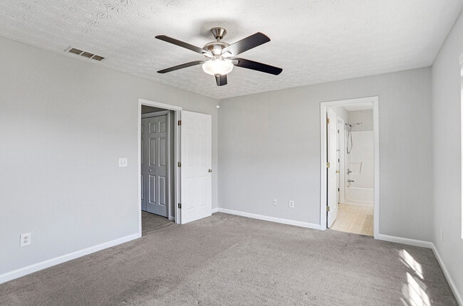 Foto del edificio - 820 Carlton Pointe Terrace