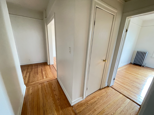 Foto del edificio - 4120 Carpenter Ave