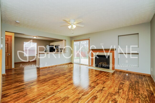 Building Photo - 3107 Gallant Dr