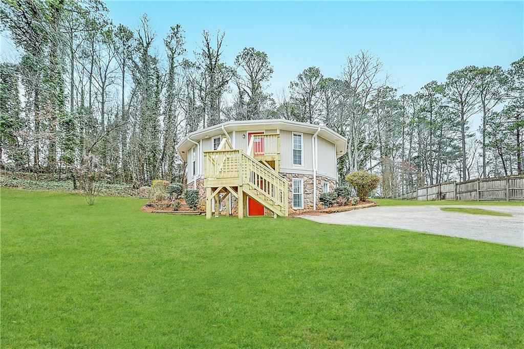 Primary Photo - 194 Eagle Ct
