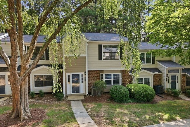 Building Photo - 7733 Falcon Rest Cir