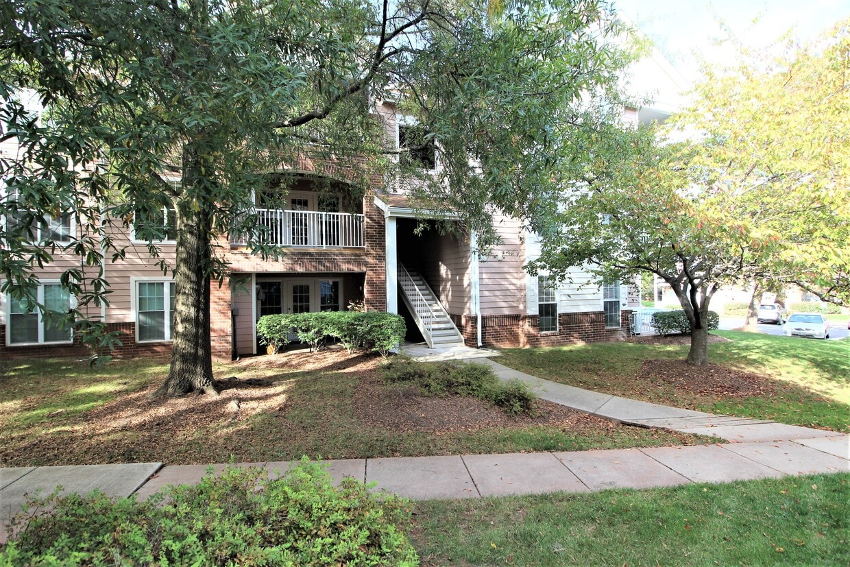 20951 Timber Ridge Ter Unit 301, Ashburn, VA 20147 Condo for Rent in