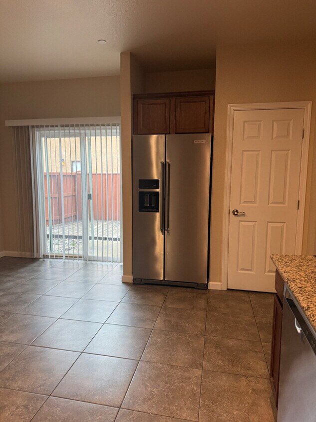 Foto del edificio - 669 Mission De Oro Dr