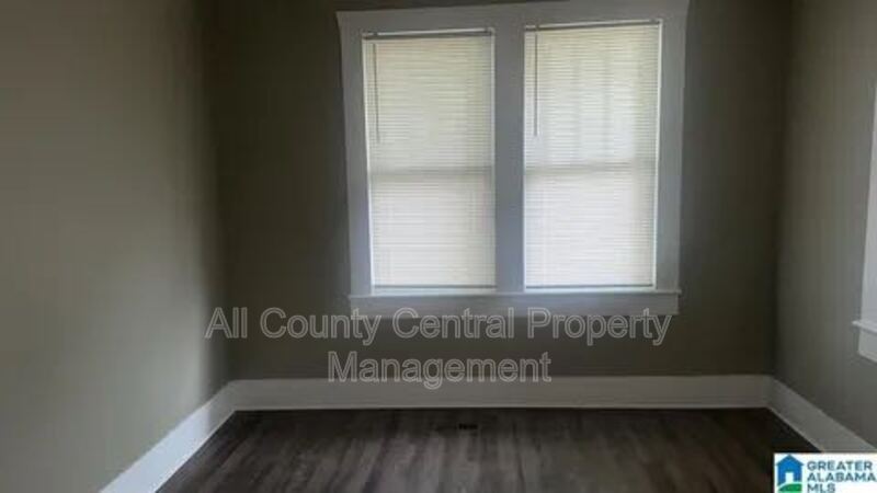 Foto del edificio - 775 81st Pl S