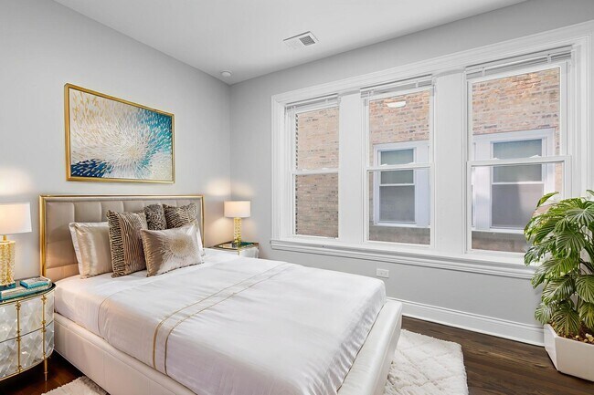 Foto del edificio - 8129 S Maryland Ave