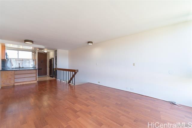 Foto del edificio - 555 University Ave