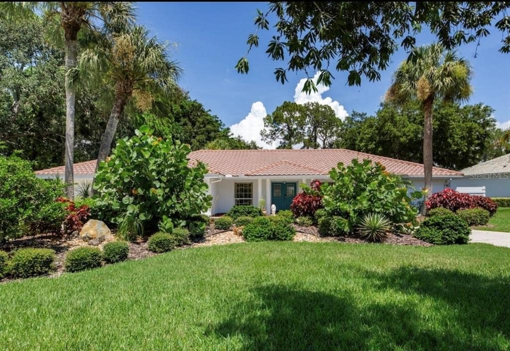7821 Broadmoor Pines Blvd, Sarasota, FL 34243 House Rental in