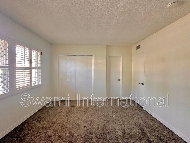 Foto del edificio - 1820 Avenida Estudiante