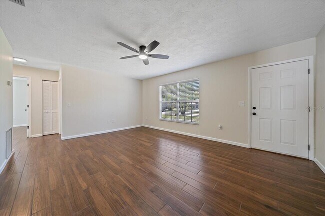 Foto del edificio - 2953 Oak St