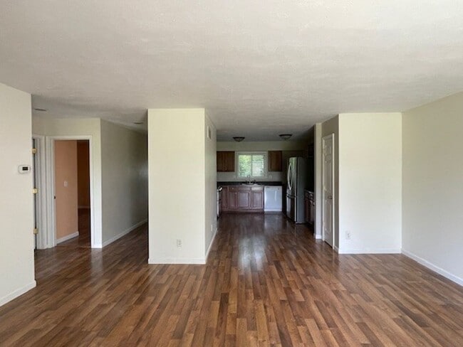 Building Photo - 2610 Blarney Stone Dr