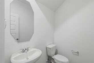 Building Photo - 7720 Inwood Grv Ln