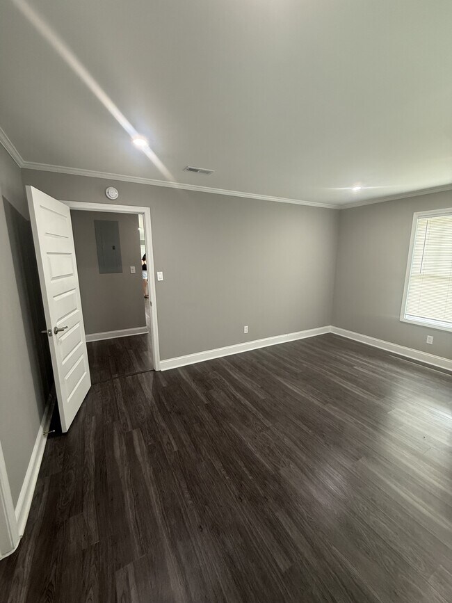 Foto del edificio - 5711 Sterling Pl
