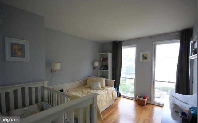 Foto del edificio - 100 G St SW