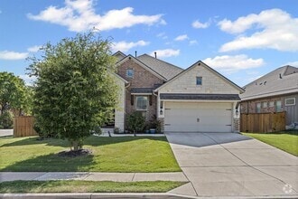 Building Photo - 921 Zamora Rd