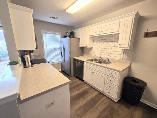 Foto del edificio - 7112 Belize Dr