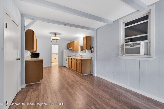 Foto del edificio - 1072 Ocean Ave