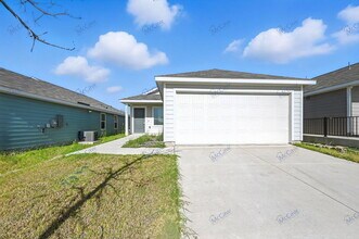 Building Photo - 9217 Grackle Pl