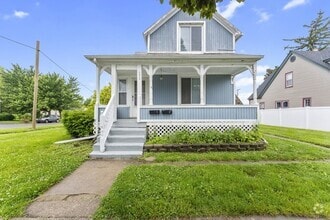Building Photo - 2474 4th St