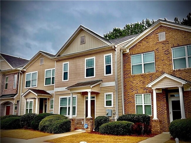 Photo - 6347 Ellenwood Dr Townhome