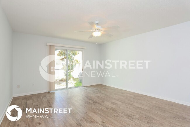 Foto del edificio - 8236 Rigel Rd