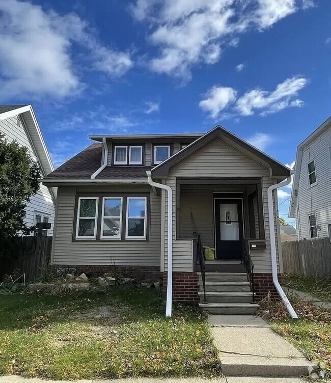 Building Photo - 1617 Grange Ave