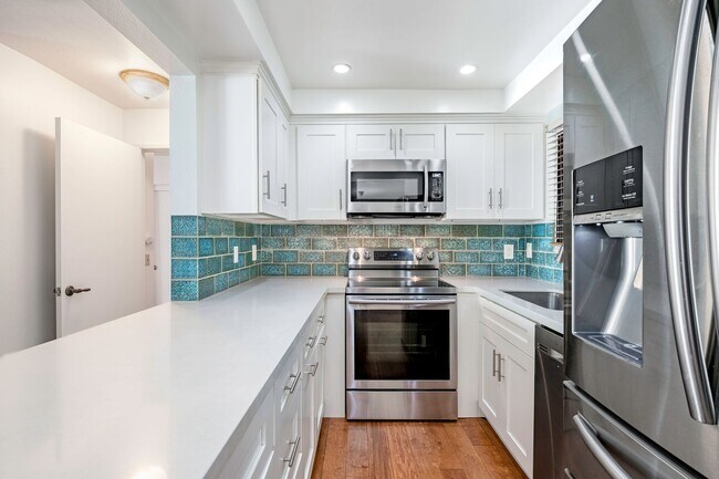 Foto del edificio - Modern Condo with over 1300 Square Feet wi...