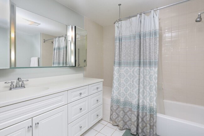 Foto del edificio - 143 W Brookline St