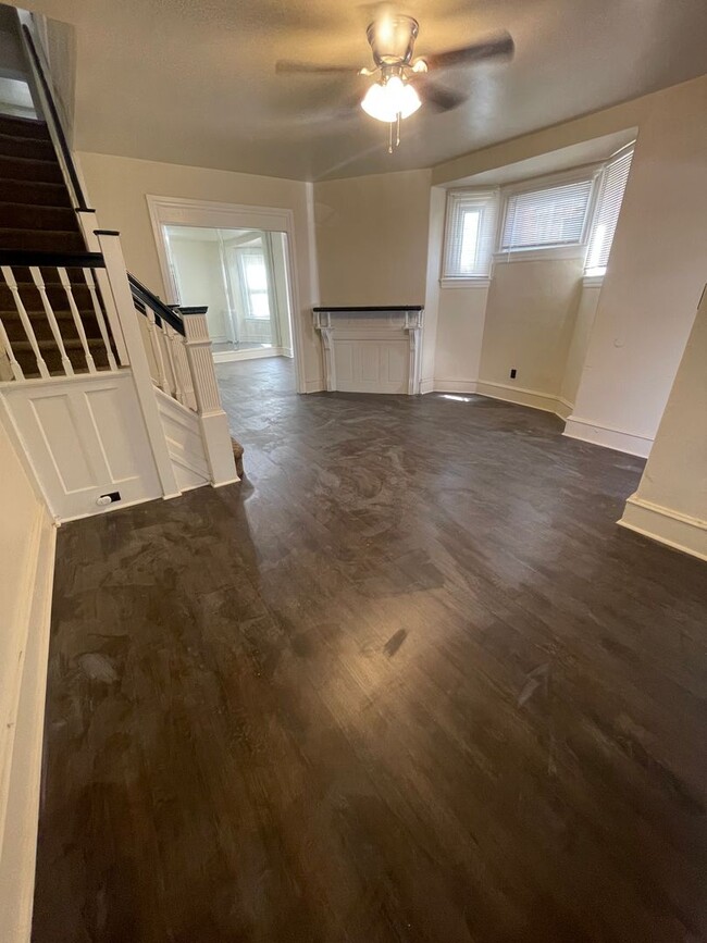 Building Photo - Stunning 4-Bedroom Townhome in Chester! Vo...