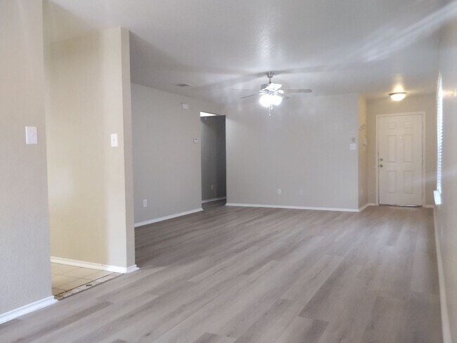 Building Photo - Bridgewood Corner Lot