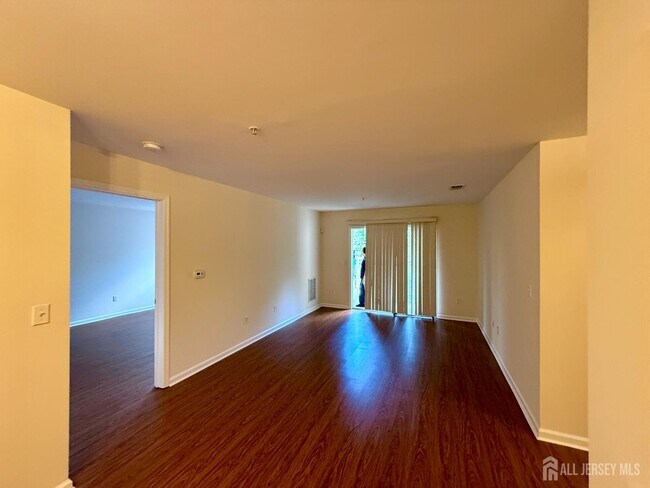 Foto del edificio - 1315 Fernwood Ct
