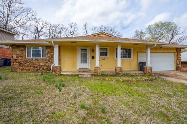 Building Photo - Bright and clean 3 bedroom home!