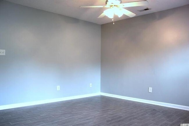 Building Photo - 1013 Mistletoe Ct