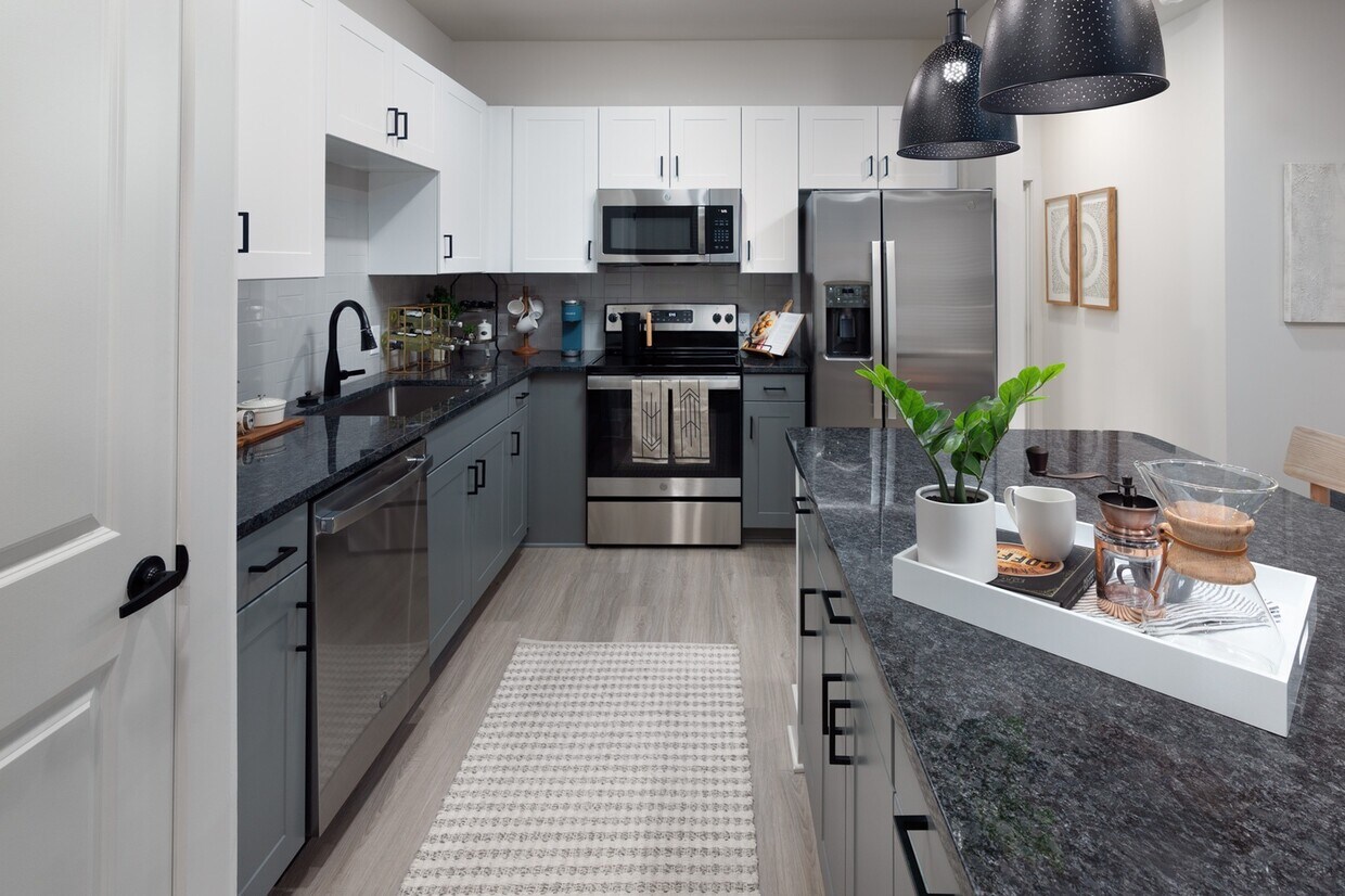 Elan Brookwood Apartments in Austell, GA