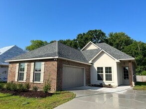 Building Photo - 17029 Shearwater Trce