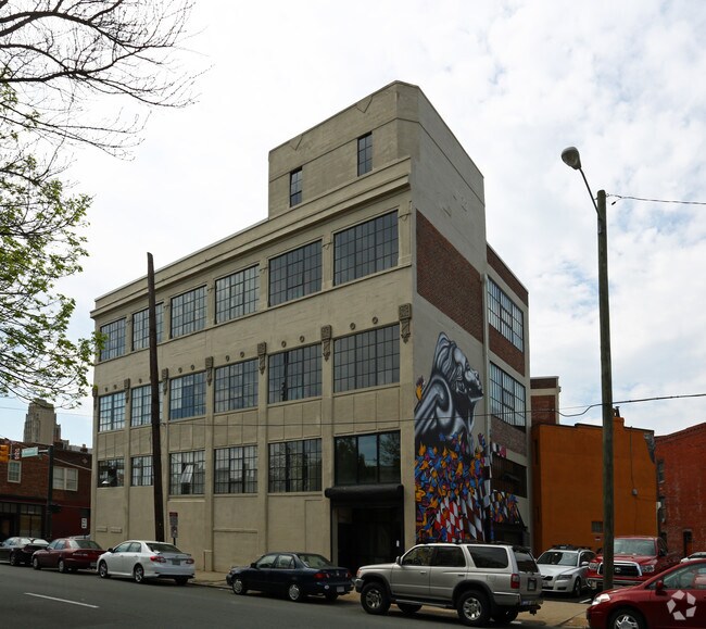 Foto del edificio - Marshall Adams Apartments