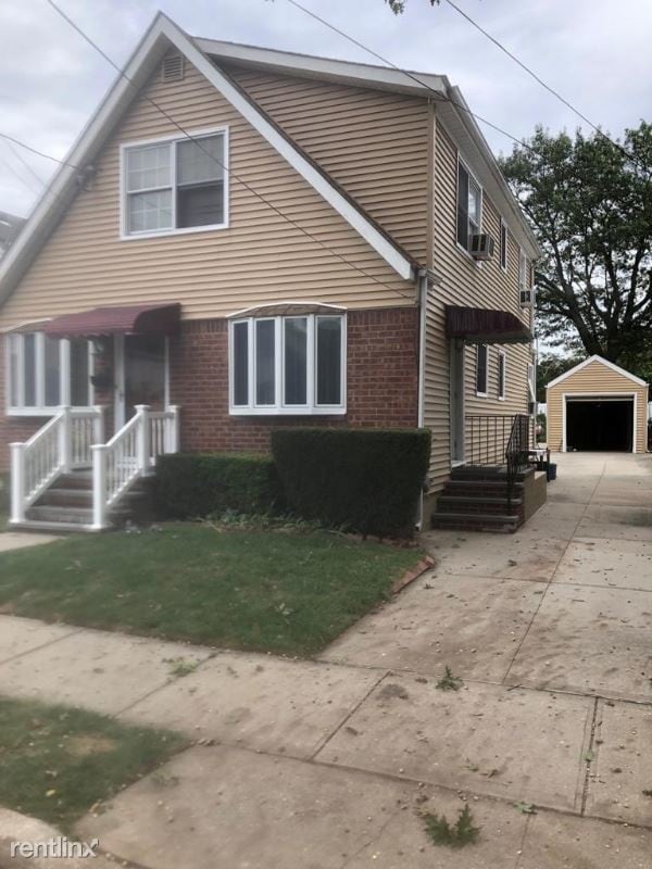 Primary Photo - 4 br, 2 bath House - 65 Sycamore Ave