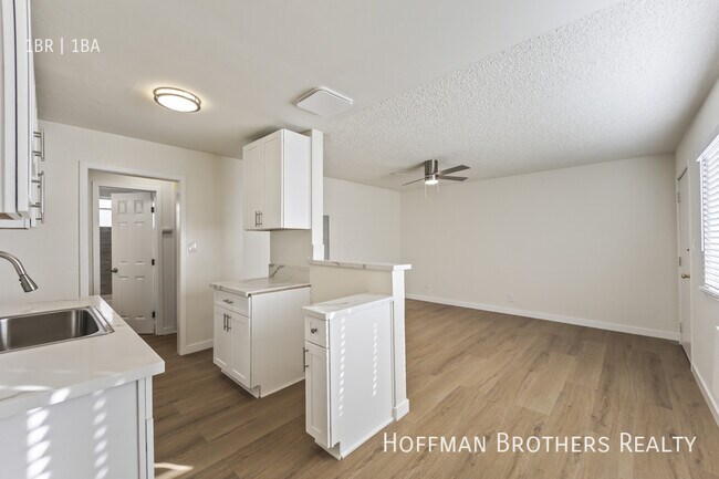 Foto del edificio - 14232 Sylvan St