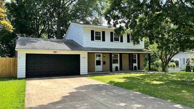 Building Photo - 479 Dohner Dr