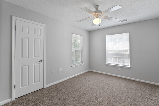 Building Photo - Palms on Ashley River Apartments
