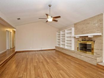 Foto del edificio - 905 Parker Cir