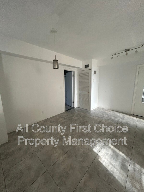 Foto del edificio - 5117 28th Ave S