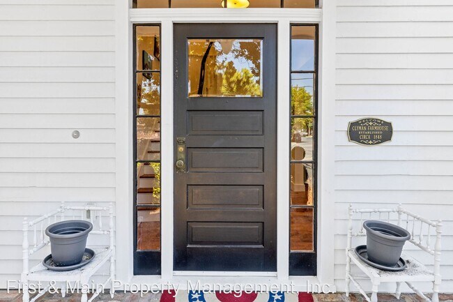 Building Photo - 6 br, 5.5 bath House - 2243 Redwood Road