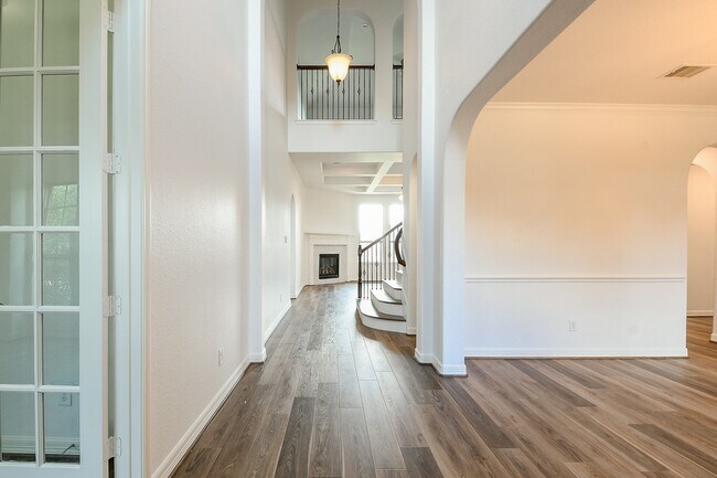 Foto del edificio - 1215 Redstone Glen Ln