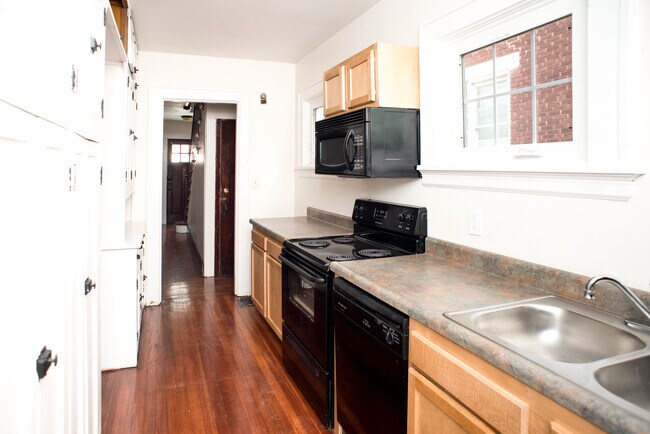 Foto del edificio - 2350 Chickasaw St