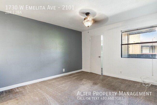 Foto del edificio - 1730 W Emelita Ave