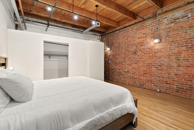 Foto del edificio - 1890 Wewatta St