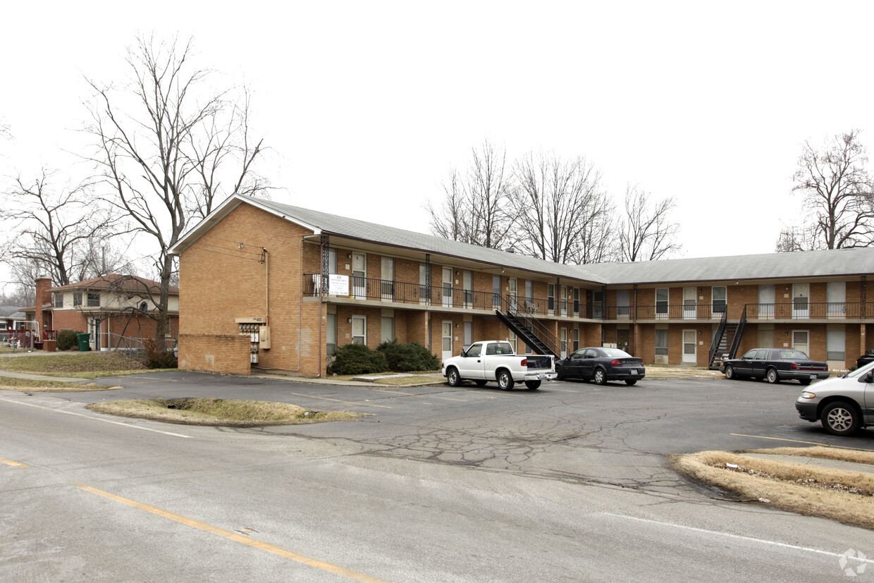 Primary Photo - 4201 Flintlock Dr